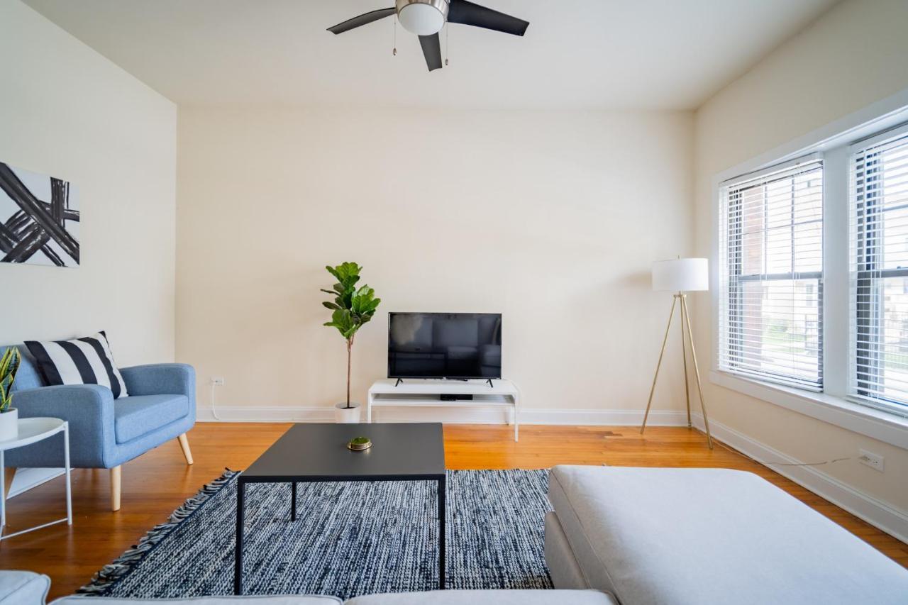 3-Bedroom Gem Apt With In-Unit Laundry - Lawndale 1 & 2 Rep Chicago Exterior foto