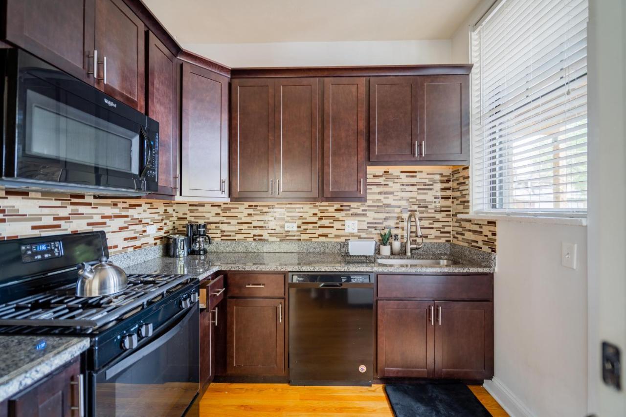 3-Bedroom Gem Apt With In-Unit Laundry - Lawndale 1 & 2 Rep Chicago Exterior foto