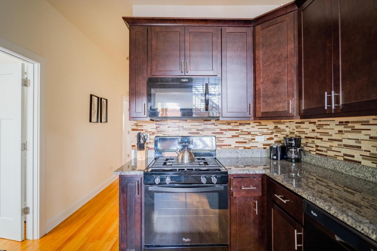 3-Bedroom Gem Apt With In-Unit Laundry - Lawndale 1 & 2 Rep Chicago Exterior foto